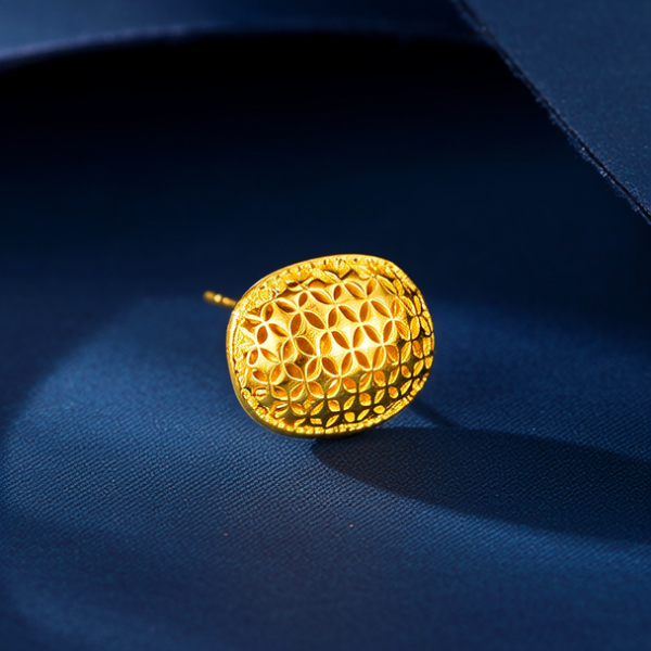 黄金耳钉图片新款图片 黄金耳钉图片新款图片